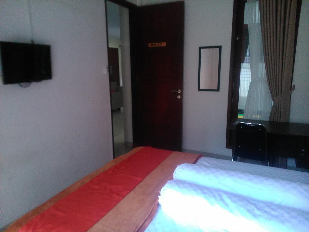 Rumah Sarwestri Hotel Bandung Phòng bức ảnh